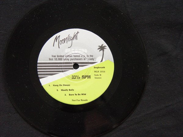 Arrogance (5) : Dogbreath (7", EP)