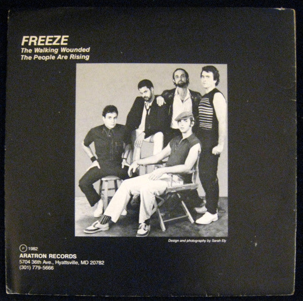 Freeze (38) : The Walking Wounded (7")