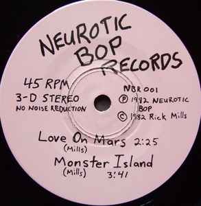 The 3-D Invisibles ‎– Love On Mars / Monster Island